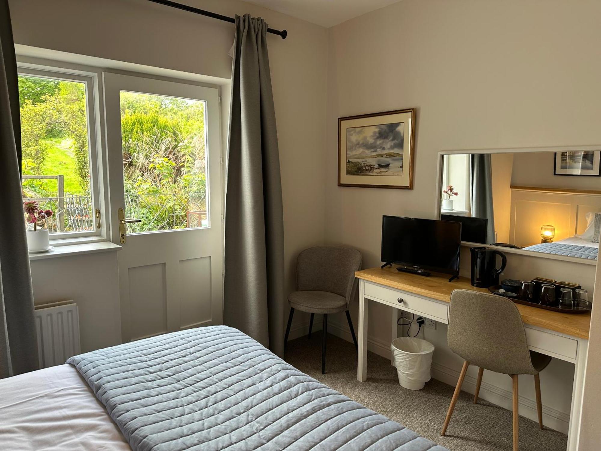 Eldon'S Bed & Breakfast Раундстоун Экстерьер фото